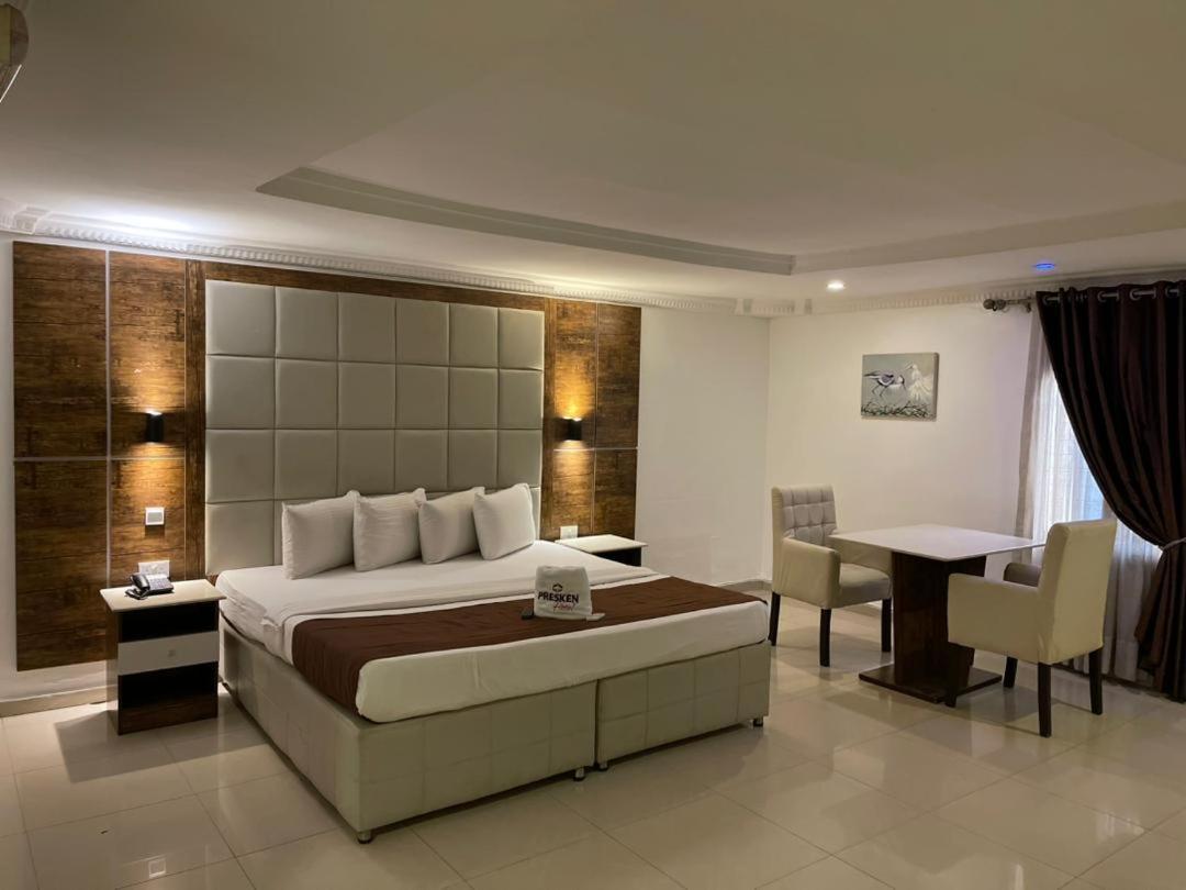 Presken Shonibare Estate Hotel Лагос Екстериор снимка